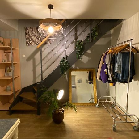 Chambre En Duplex, Entree Autonome, Sdb Privative Taverny Εξωτερικό φωτογραφία